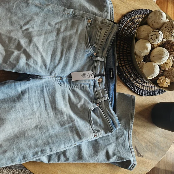 Express Light Blue Flare Jeans - Picture 7 of 12